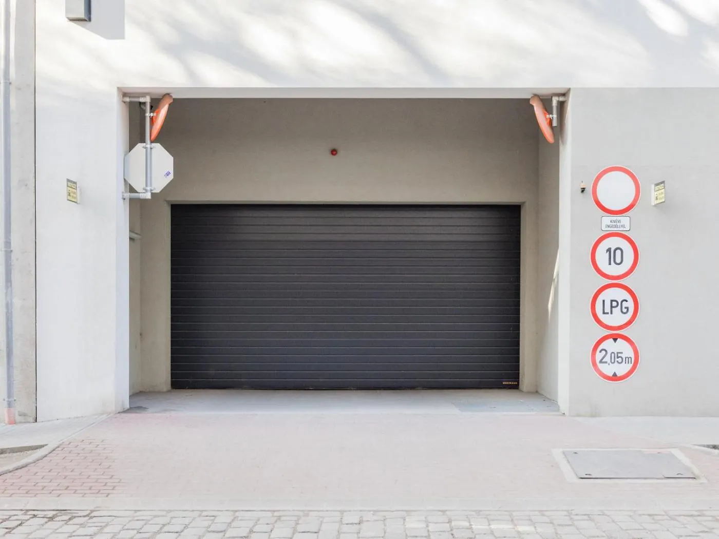 Your Ideal City Escape With Parking Included 부다페스트