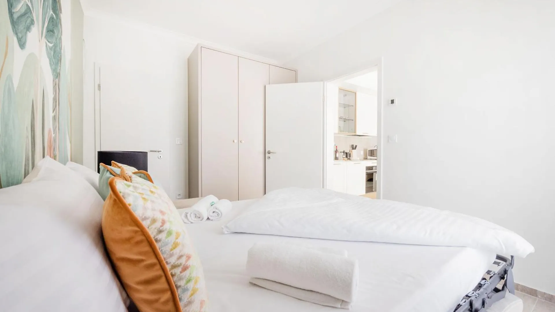 Your Ideal City Escape With Parking Included Budapest Apartamento